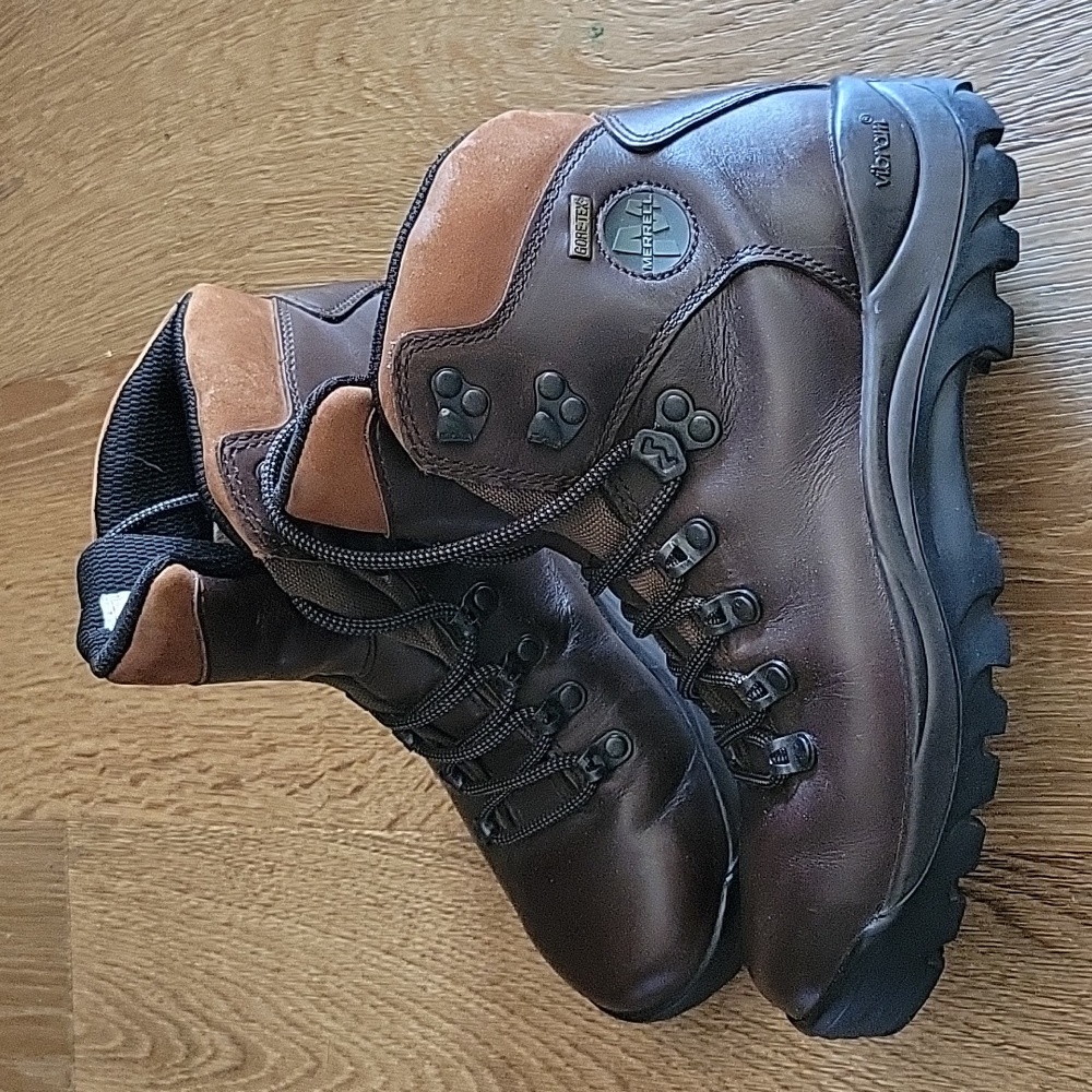Merrell Ridge Gore Tex hiking boots 7